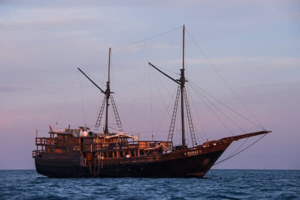 Damai 2 liveaboard Indonesia